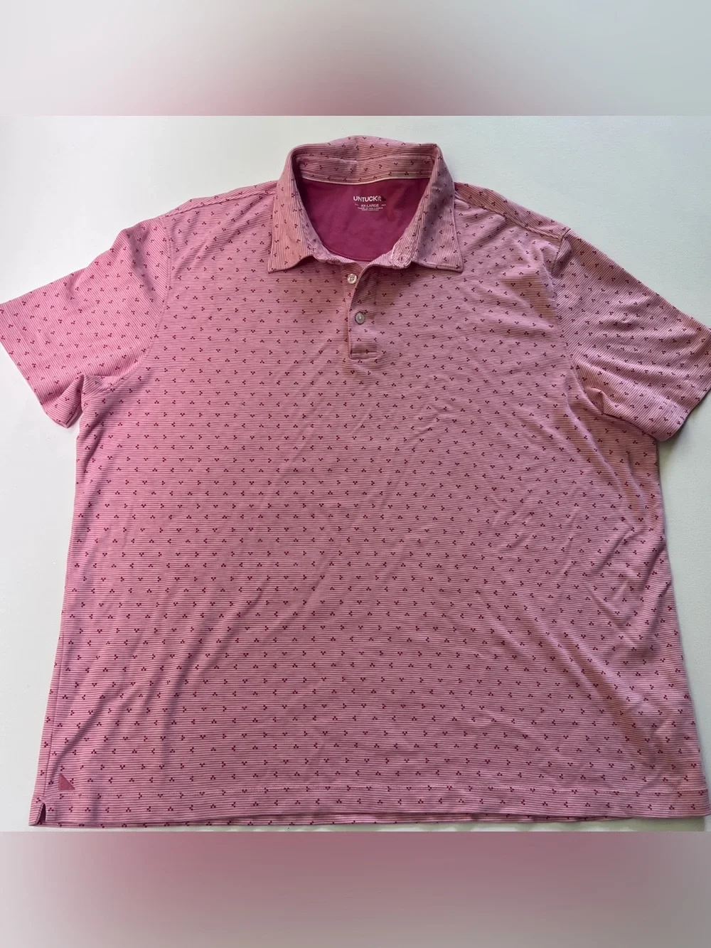 Men’s untuckit short sleeve polo top size XX-large pink/red stripe pattern